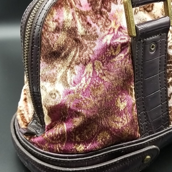 Liz Claiborne Velvety Velour Plum, Brown, Rose and Cream Shoulder Bag - Picture 9 of 16